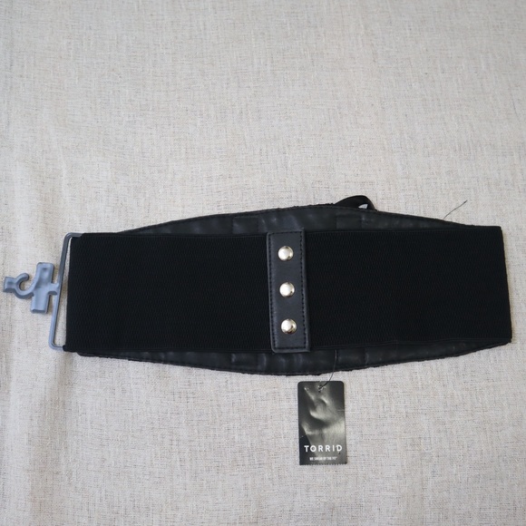 Torrid Black Lace Ribbon Corset NWT - Picture 13 of 15